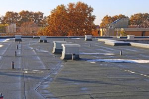 חורף יבש בבית – כך תבטיחו חורף רגוע ויבש עם איטום גגות מקצועי במרכז